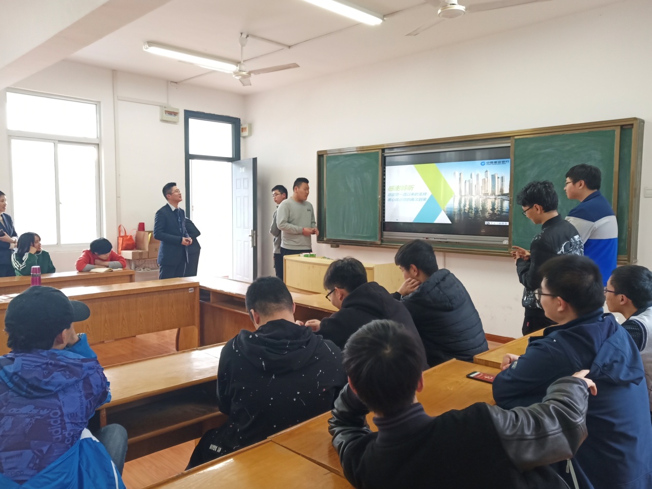 1554096590222049815.jpg 12.jpg