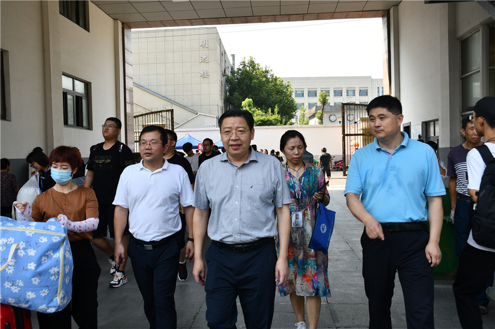 梦想从这里启航:学校迎来2020级新生报到入学